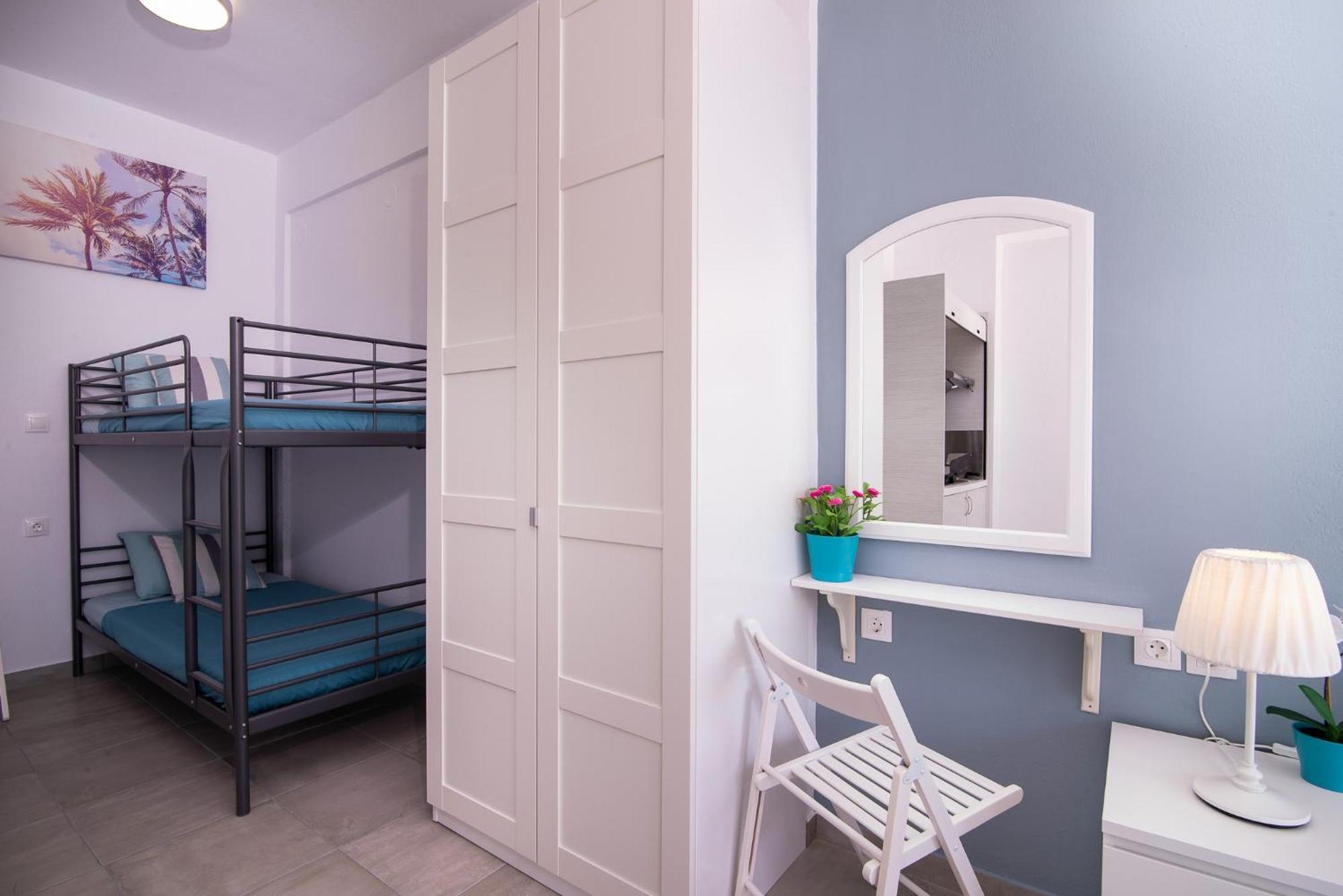 Acapus Studios Toroni Room photo